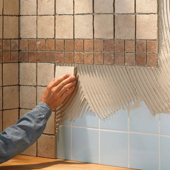 Облицовка стен керамической плиткой своими руками